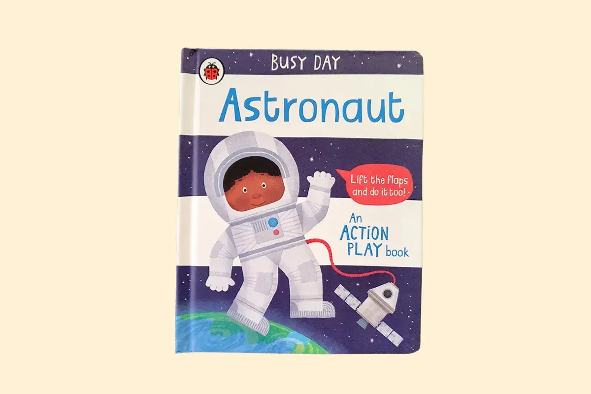 Buku Busy Day Astronaut Lift the Flaps (Board Book) 